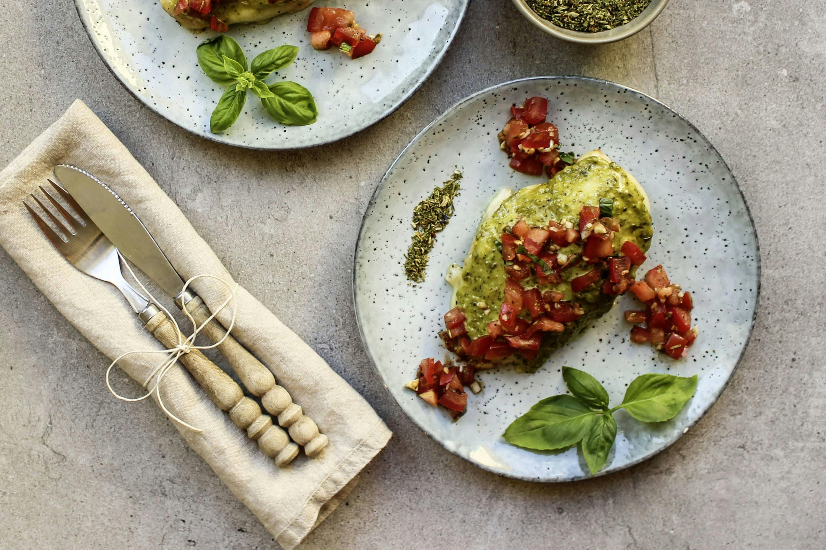 Chicken bruschetta with Tuscany herbs