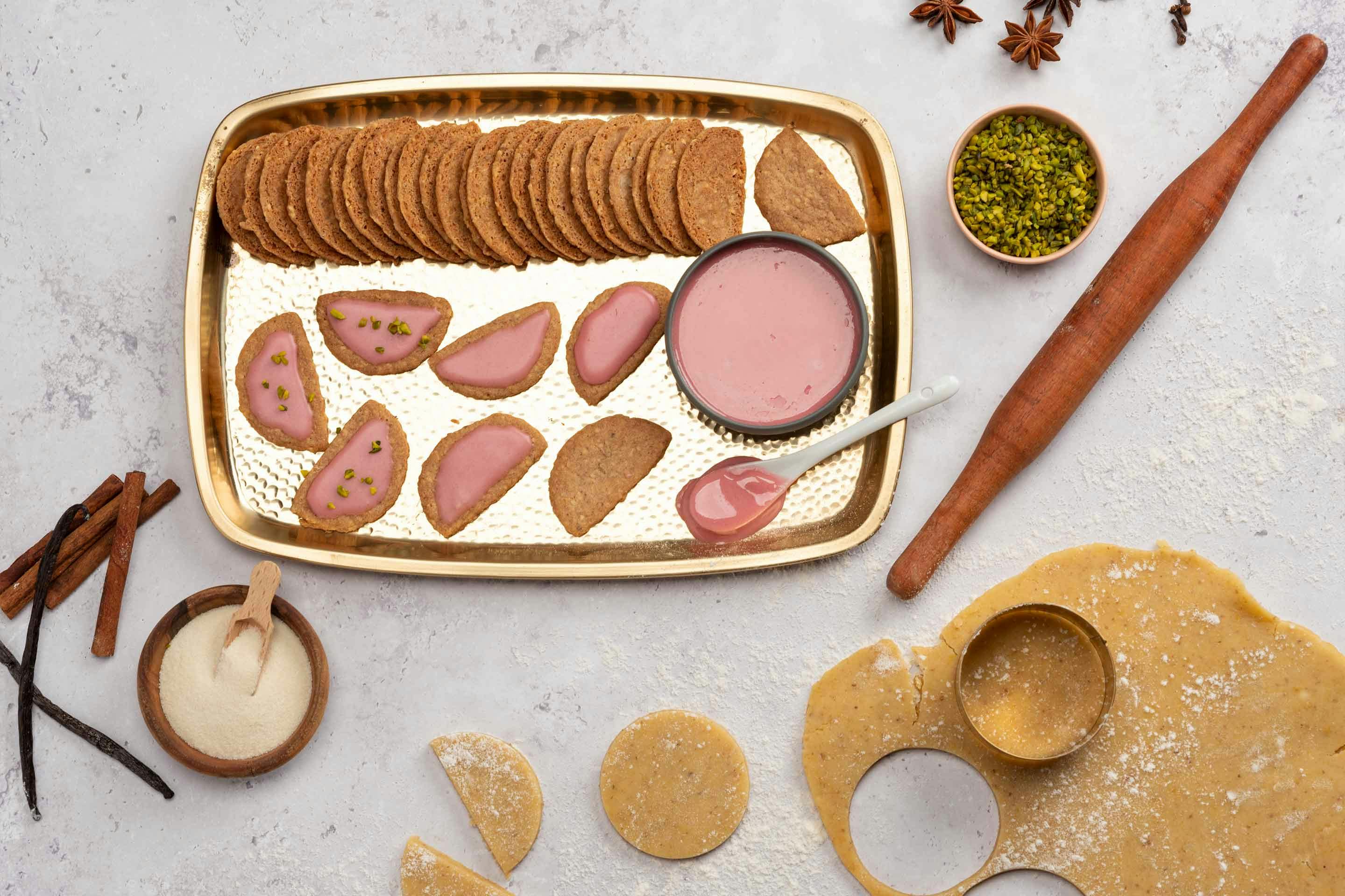 A delicious mulled wine glaze on simple christmas cookies.