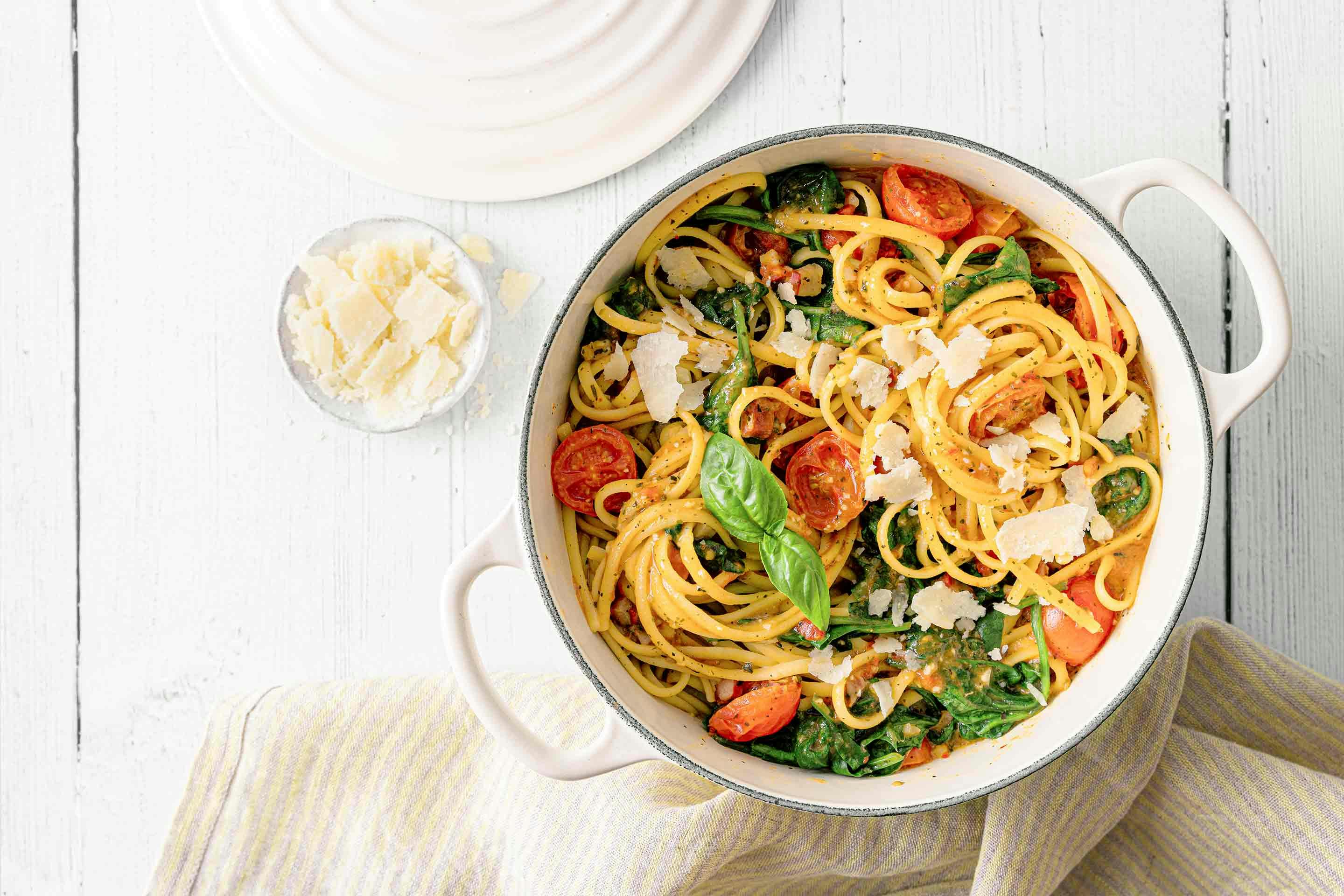 This bright and colorful recipe for one pot pasta can be enjoyed by the whole family.