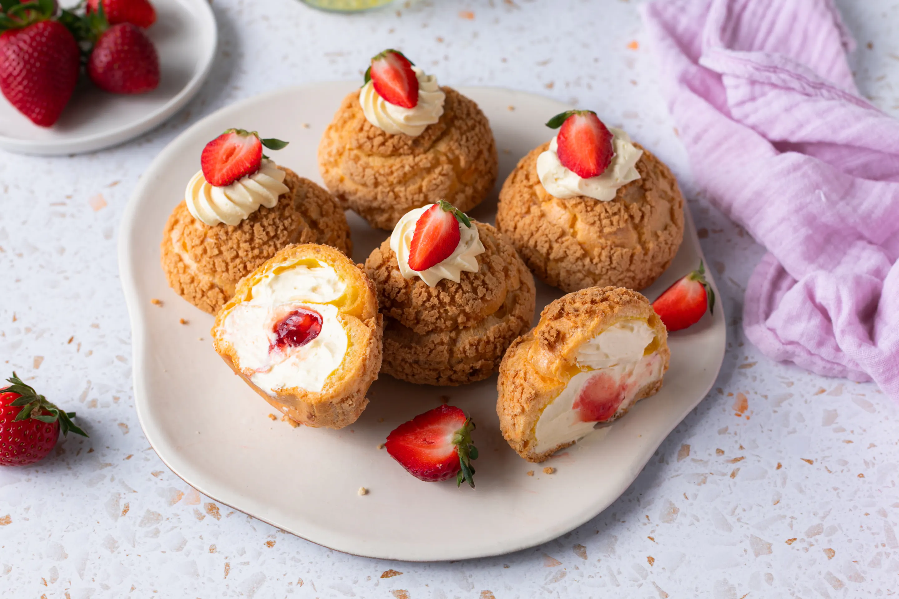 Choux With Vanilla And Strawberries